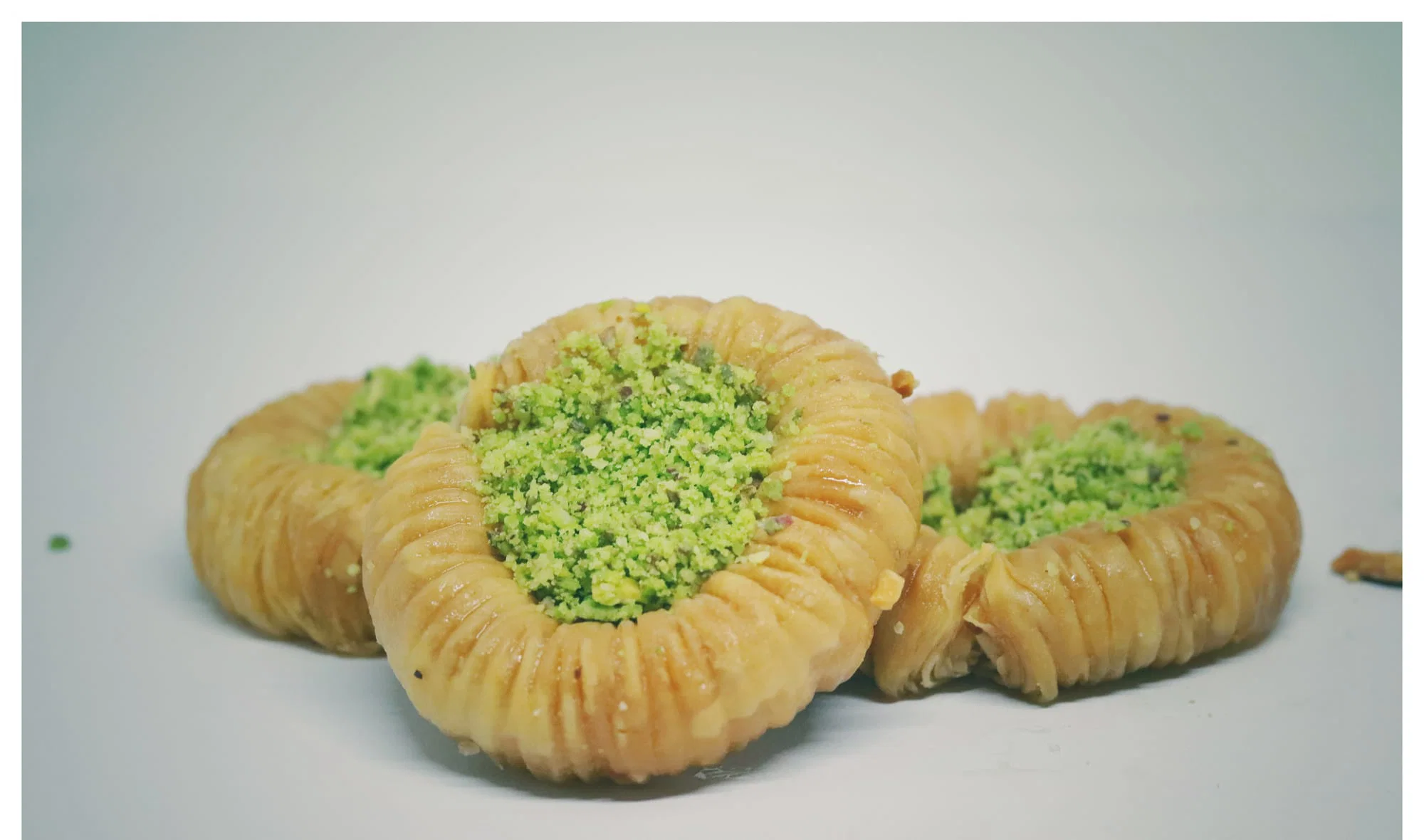اساور فستق