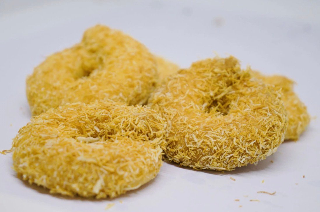 كعك كنافة عسل ص